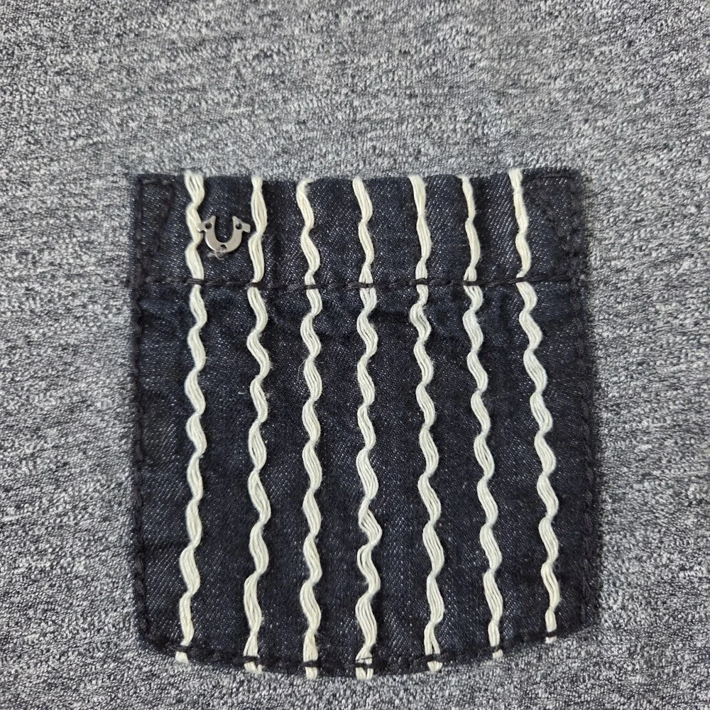 True Religion Super T‎ Pocket Tee Large Contrast Stitching Short Sleeve